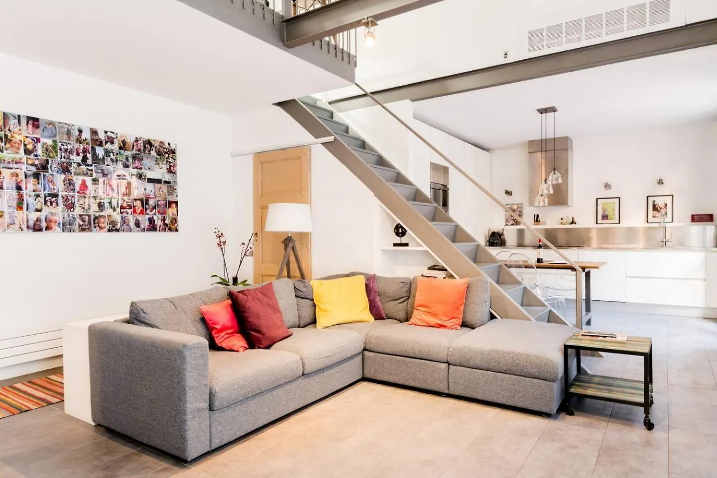 Bocconi Industrial Loft 2Bdr, 2Btr Apartman Milánó