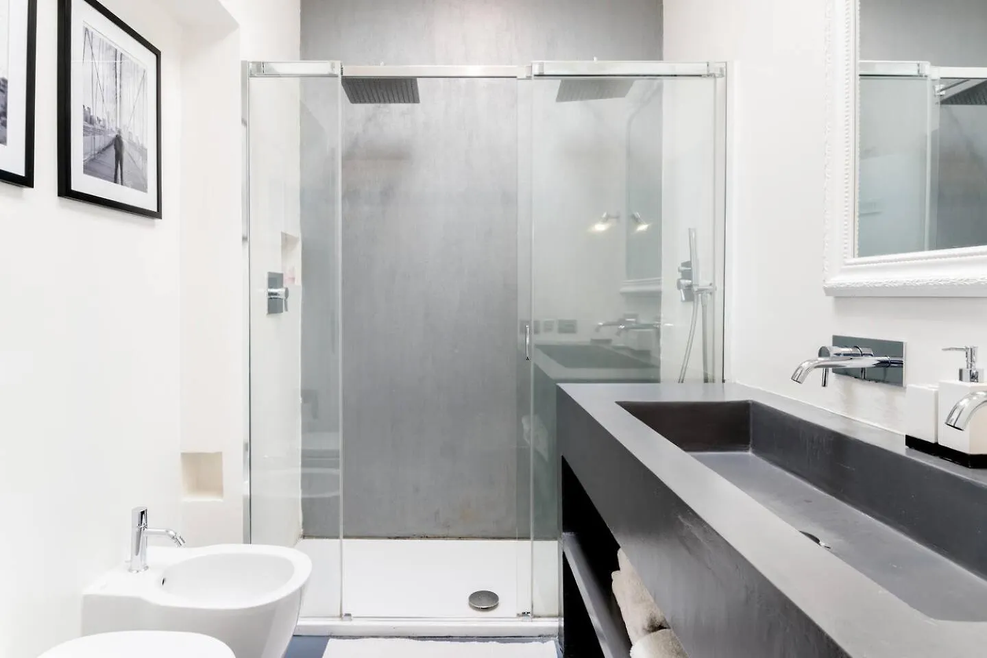 Bocconi Industrial Loft 2Bdr, 2Btr Apartman Milánó
